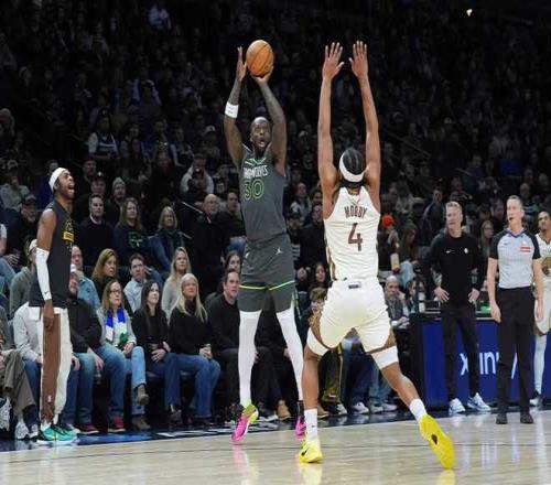 西西帕斯力,压群雄,赢得,米兰体育,米兰体育官方网站,米兰体育平台